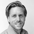 tom-thornblom-rund-1-blackwhite